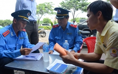 TP.HCM xử phạt nhiều xe khách dừng đỗ sai quy định